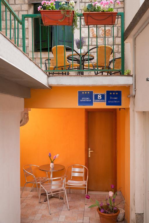 Apartments Mande And Kate Baska Voda Phòng bức ảnh